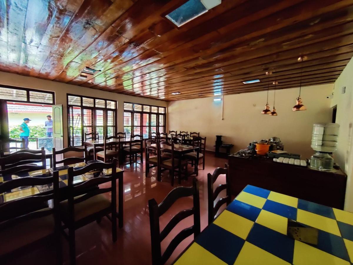 Hotel Samrat Jabalpur Eksteriør bilde